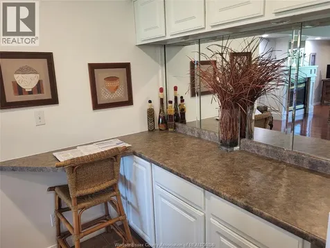 315 Village Grove Tecumseh ON N8N 5G4