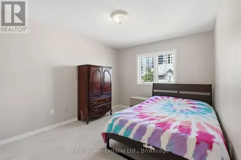 10 Fallowfield Drive Kitchener ON N2C 0A4