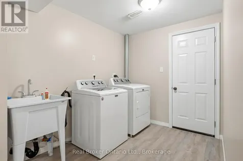 10 Fallowfield Drive Kitchener ON N2C 0A4