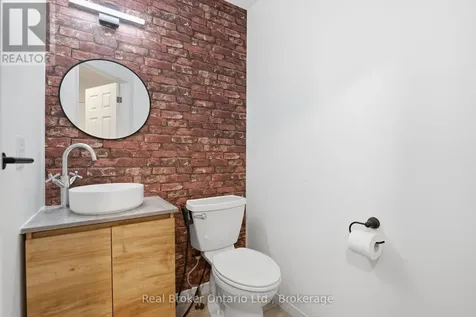 10 Fallowfield Drive Kitchener ON N2C 0A4