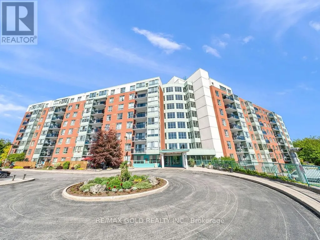 30 Blue Springs Drive Waterloo ON N2J 4T2