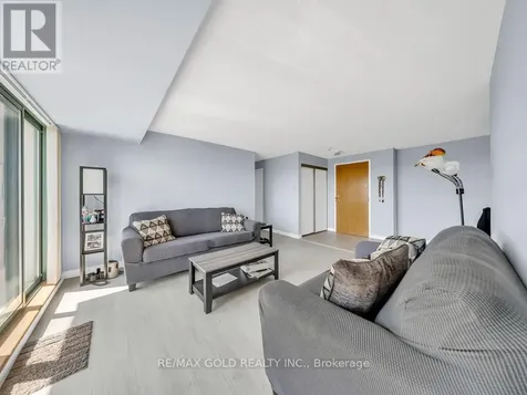 30 Blue Springs Drive Waterloo ON N2J 4T2