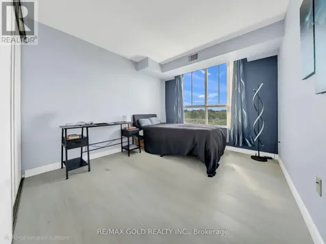 30 Blue Springs Drive Waterloo ON N2J 4T2