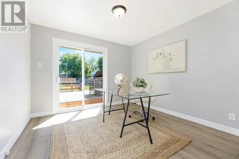 12 Selkirk Court Kitchener ON N2E 1M3