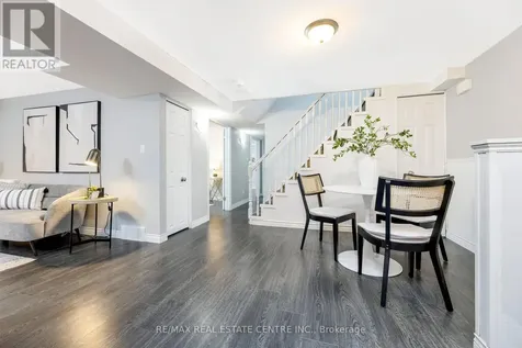 12 Selkirk Court Kitchener ON N2E 1M3