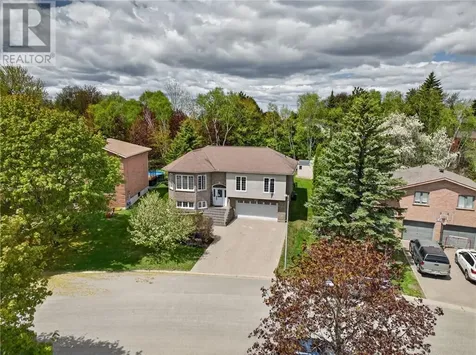 158 Crater Crescent Sudbury ON P3E 5Y8