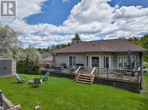 158 Crater Crescent Sudbury ON P3E 5Y8