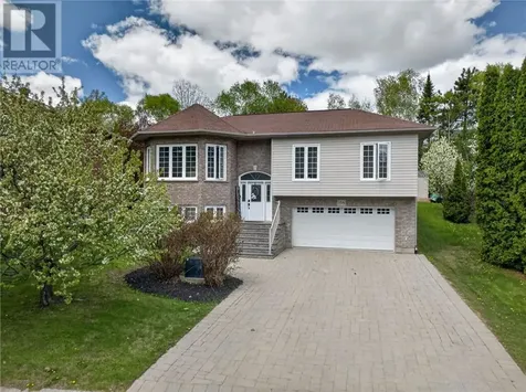 158 Crater Crescent Sudbury ON P3E 5Y8