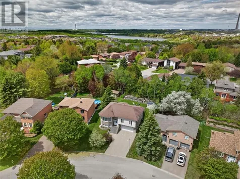 158 Crater Crescent Sudbury ON P3E 5Y8