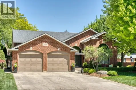 3898 Northway Avenue Windsor ON N9G 2P9