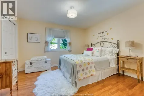 3898 Northway Avenue Windsor ON N9G 2P9