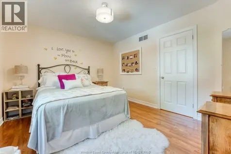 3898 Northway Avenue Windsor ON N9G 2P9