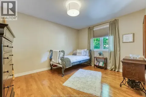 3898 Northway Avenue Windsor ON N9G 2P9