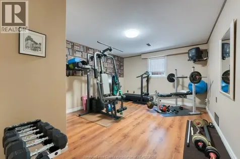 3898 Northway Avenue Windsor ON N9G 2P9