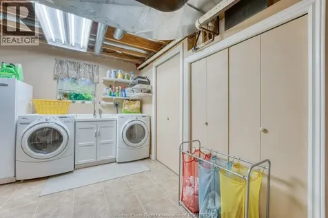 3898 Northway Avenue Windsor ON N9G 2P9