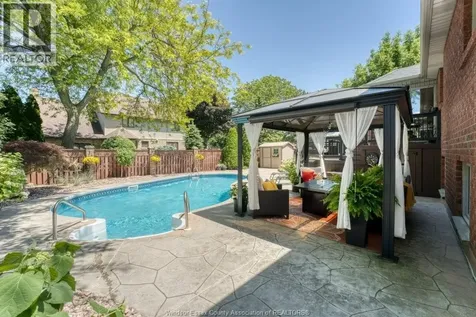 3898 Northway Avenue Windsor ON N9G 2P9