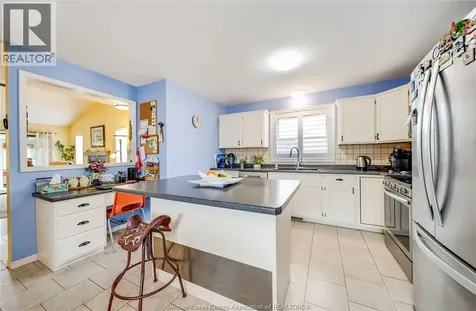 26 Cheyenne Court Leamington ON N8H 5E3