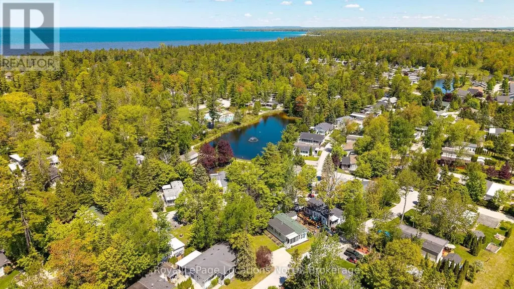 55 Topaz Street Wasaga Beach ON L9Z 1X7