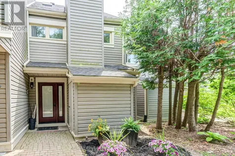 471 Oxbow Crescent Collingwood ON L9Y 5B4
