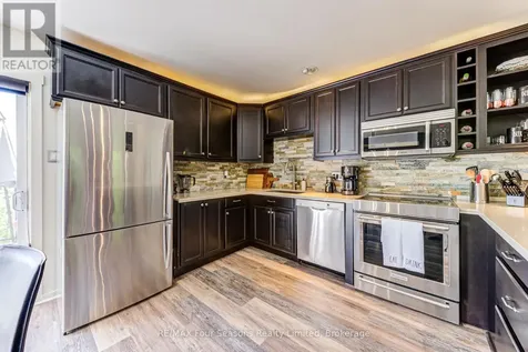 471 Oxbow Crescent Collingwood ON L9Y 5B4