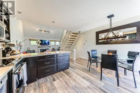 471 Oxbow Crescent Collingwood ON L9Y 5B4