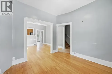 343 Cumberland Avenue Hamilton ON L8M 2A4