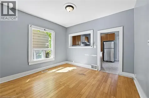 343 Cumberland Avenue Hamilton ON L8M 2A4