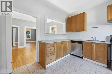343 Cumberland Avenue Hamilton ON L8M 2A4