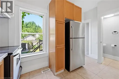 343 Cumberland Avenue Hamilton ON L8M 2A4