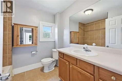 343 Cumberland Avenue Hamilton ON L8M 2A4