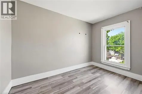 343 Cumberland Avenue Hamilton ON L8M 2A4