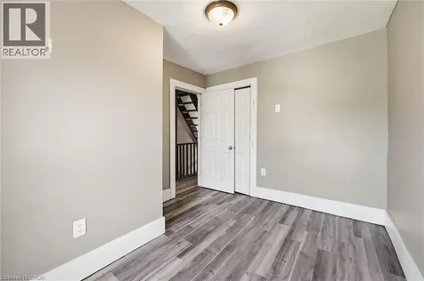 343 Cumberland Avenue Hamilton ON L8M 2A4