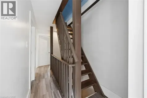 343 Cumberland Avenue Hamilton ON L8M 2A4