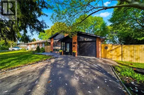 2066 Rebecca Street Oakville ON L6L 2A2