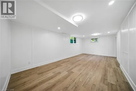 2066 Rebecca Street Oakville ON L6L 2A2