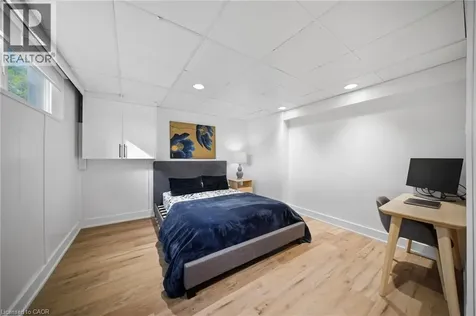 2066 Rebecca Street Oakville ON L6L 2A2