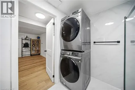 2066 Rebecca Street Oakville ON L6L 2A2