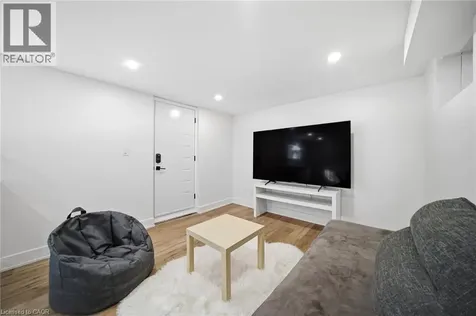 2066 Rebecca Street Oakville ON L6L 2A2