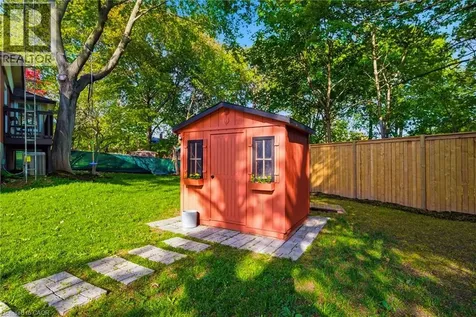 2066 Rebecca Street Oakville ON L6L 2A2