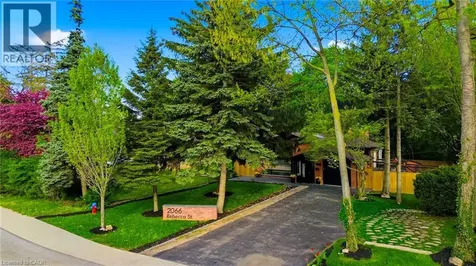 2066 Rebecca Street Oakville ON L6L 2A2