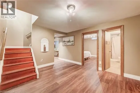 48 Lennox Crescent Kitchener ON N2N 2P5