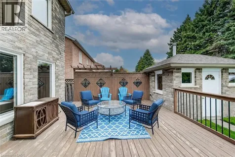 48 Lennox Crescent Kitchener ON N2N 2P5