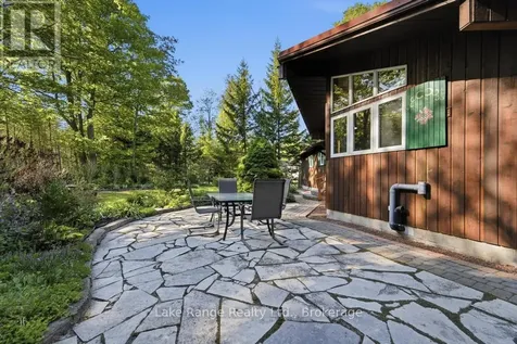 216 Kickapoo Drive Huron-kinloss ON N2Z 2X3