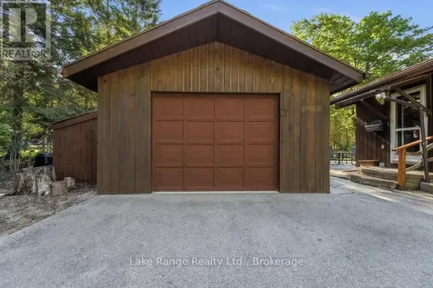 216 Kickapoo Drive Huron-kinloss ON N2Z 2X3