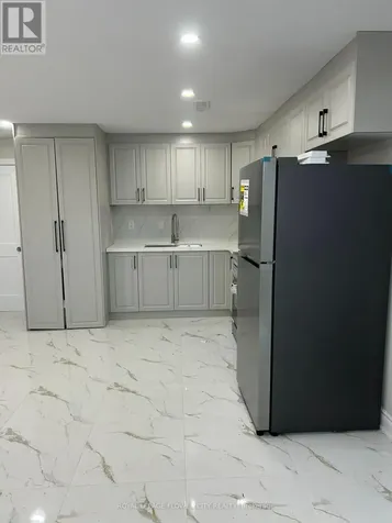 200 Hunter Way Brantford ON N3T 0B7