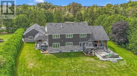 4427 Concession 7 Puslinch ON N3C 2V4