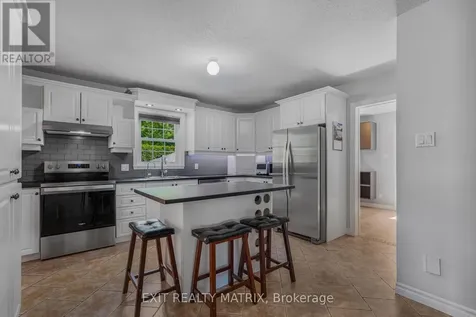 1045 Sidney Street Hawkesbury ON K6A 3N2