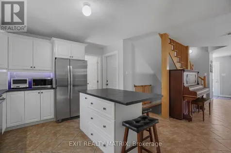 1045 Sidney Street Hawkesbury ON K6A 3N2