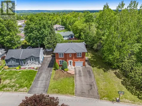 1045 Sidney Street Hawkesbury ON K6A 3N2