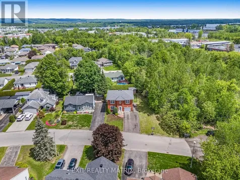 1045 Sidney Street Hawkesbury ON K6A 3N2